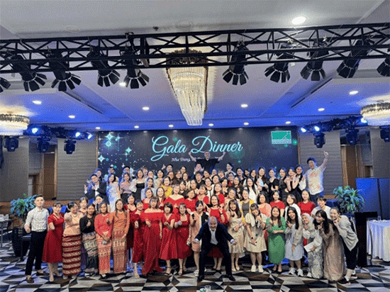 GA海外グループの全体集合写真