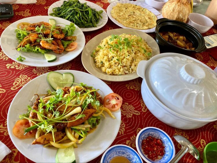 職場近くのベトナム料理屋