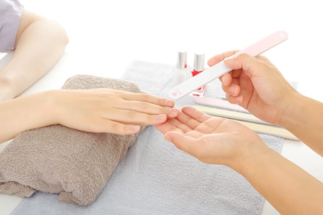 ネイルしている写真